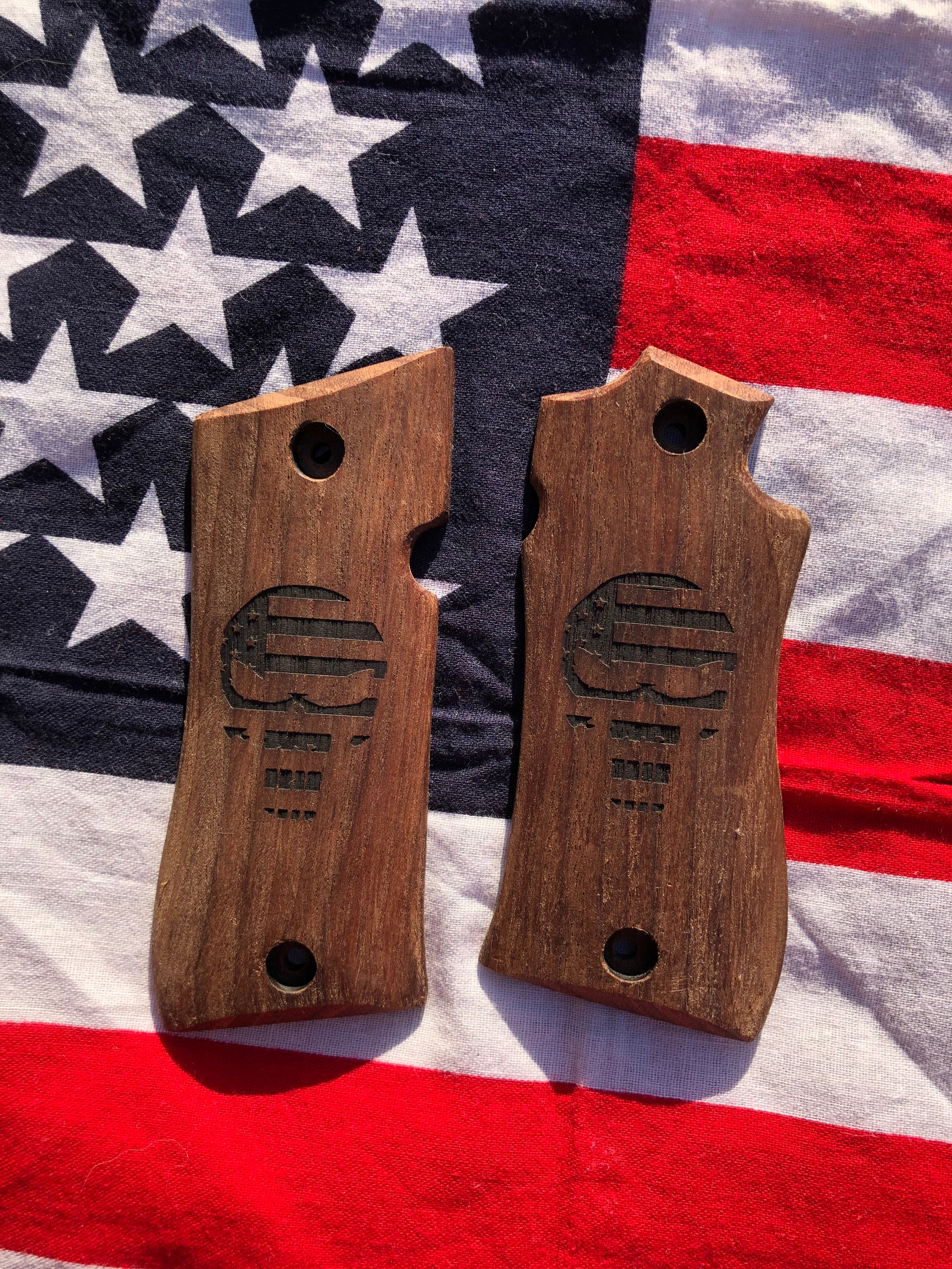 Star BM-BKM, American Skull Flag Laser engraved