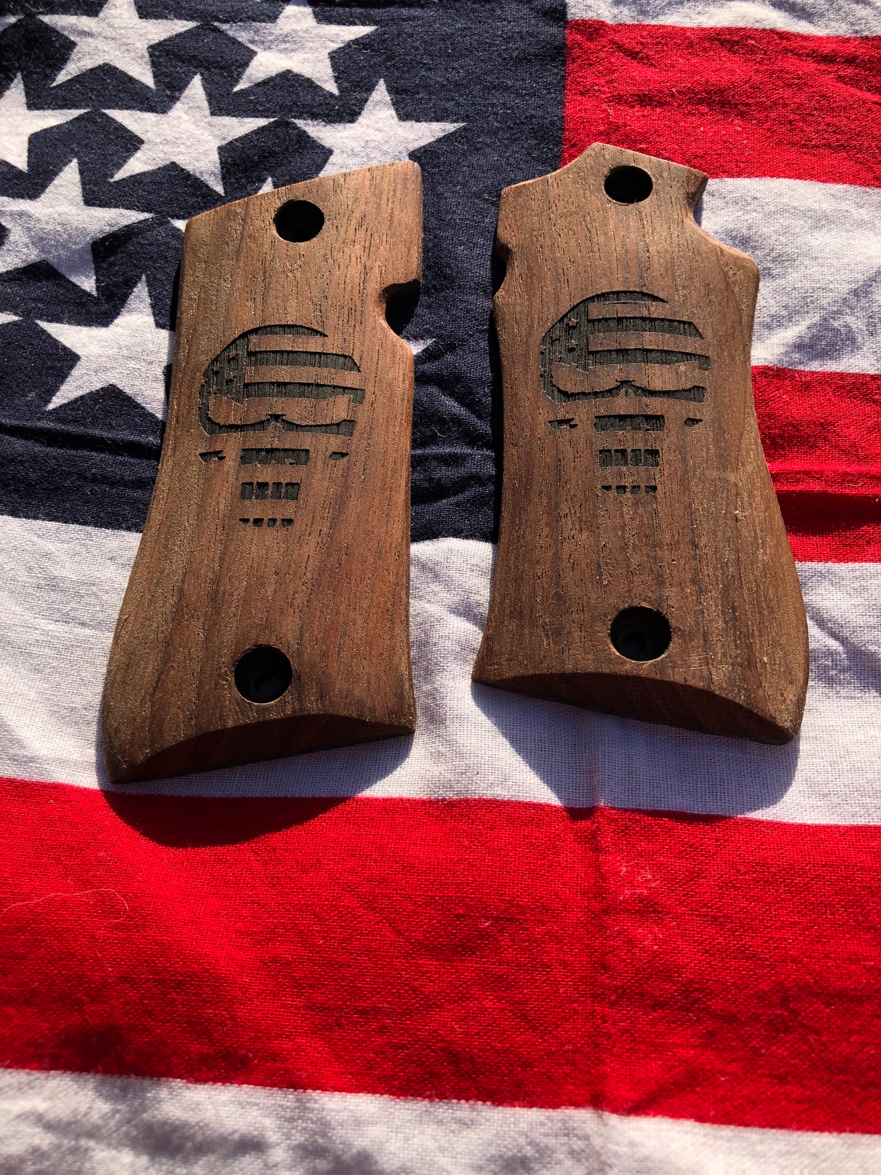 Star BM-BKM, American Skull Flag Laser engraved