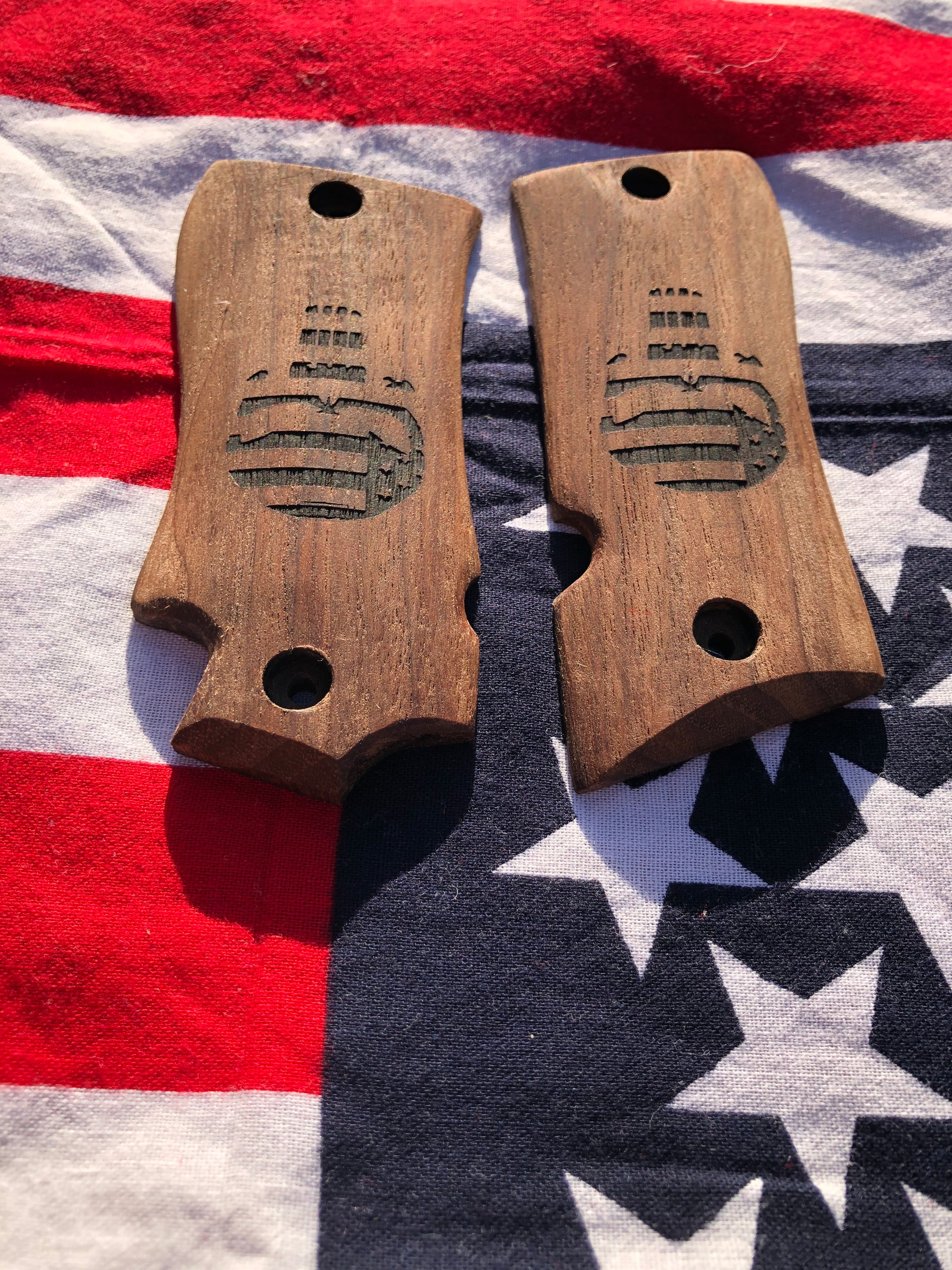 Star BM-BKM, American Skull Flag Laser engraved
