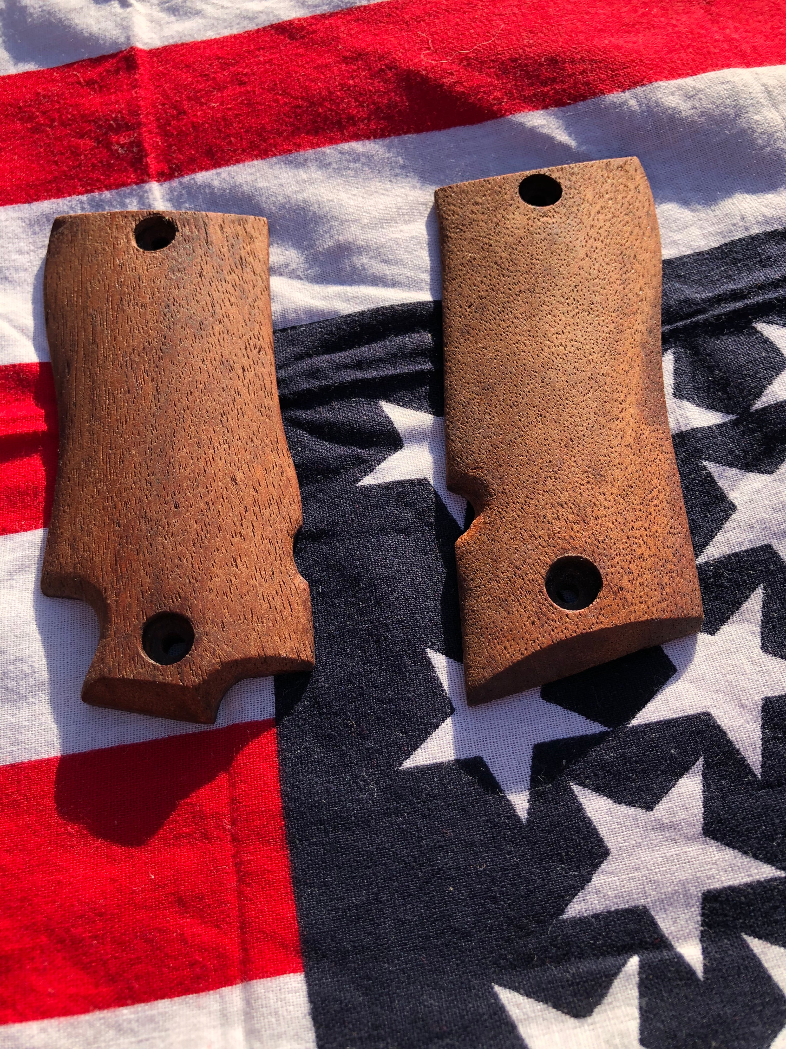 Star BM-BKM, these are quality hand crafted Tropical Apple Grips